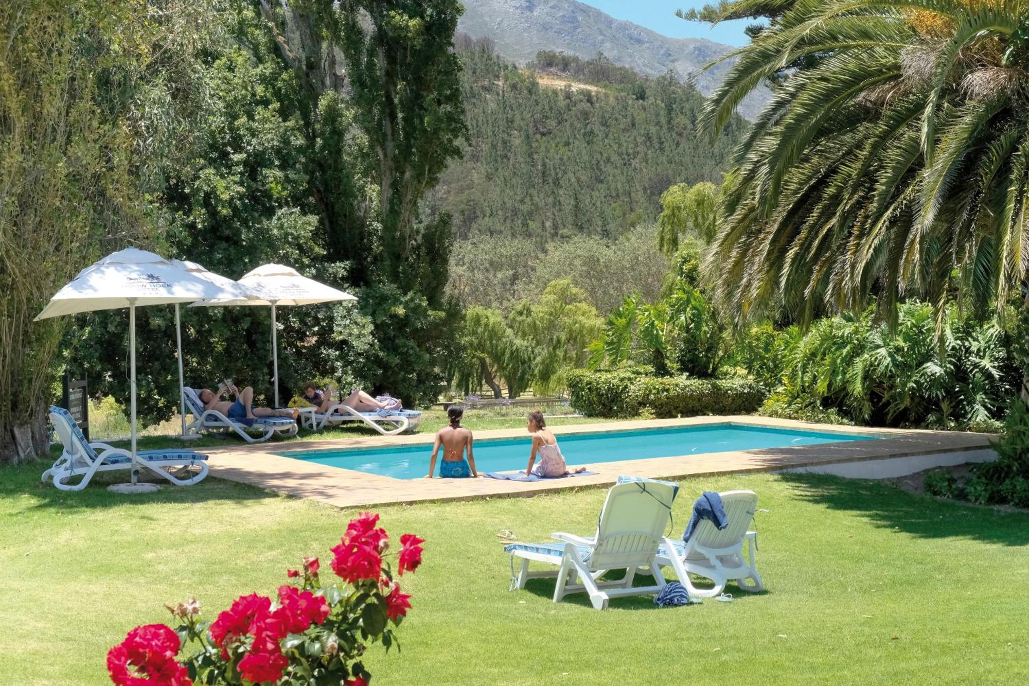 Houw Hoek Hotel Botrivier Εξωτερικό φωτογραφία