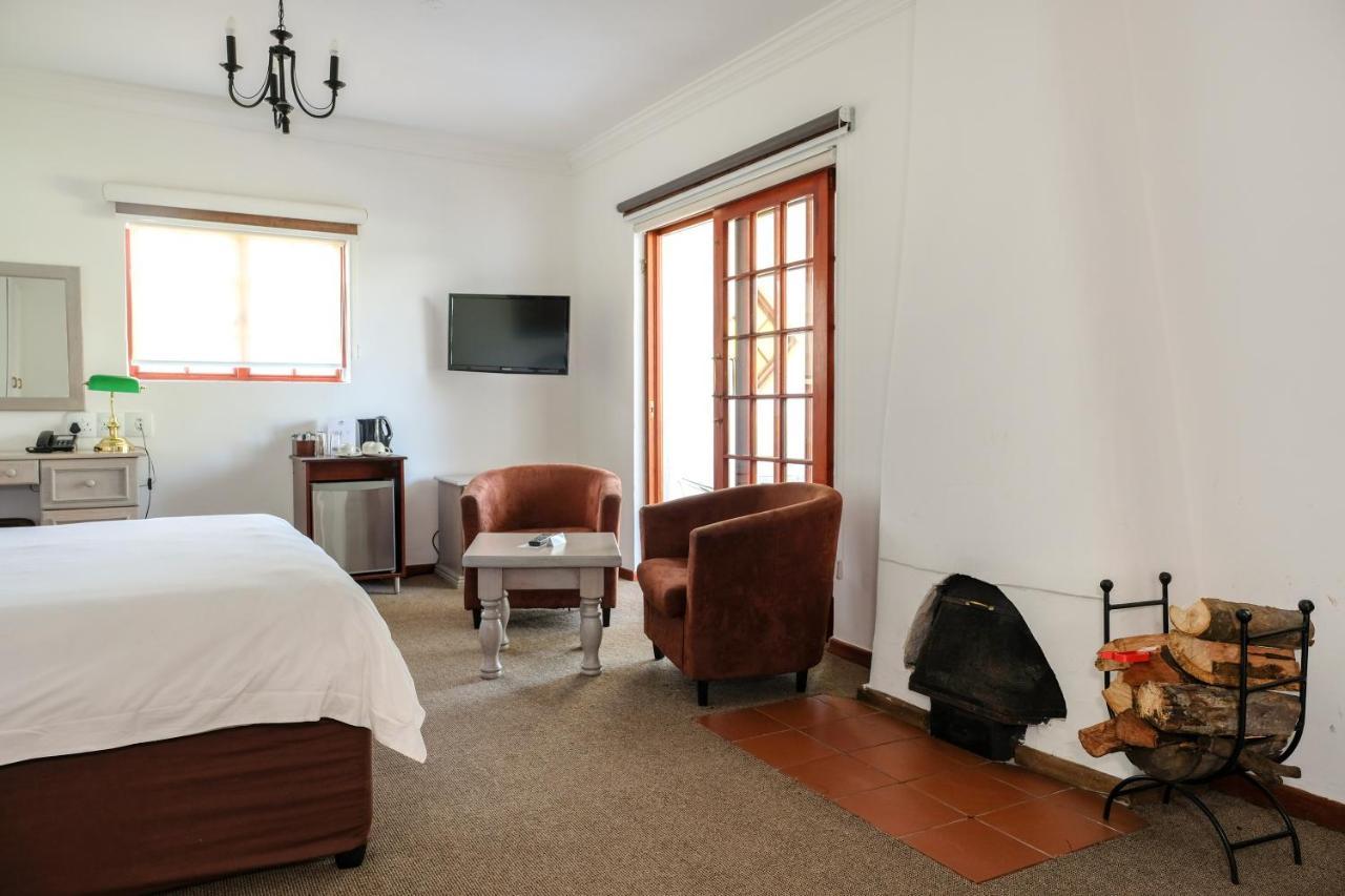 Houw Hoek Hotel Botrivier Εξωτερικό φωτογραφία