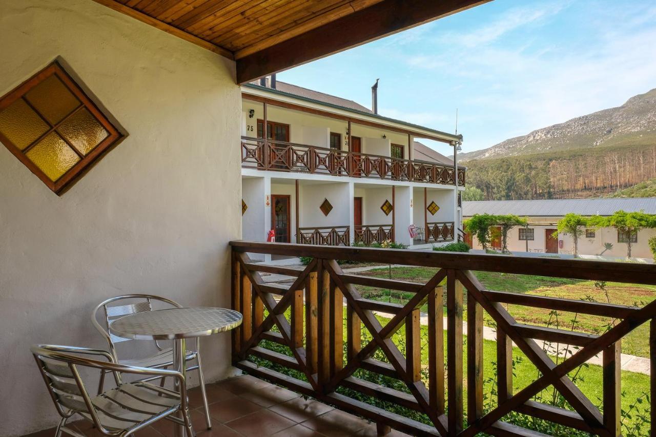 Houw Hoek Hotel Botrivier Εξωτερικό φωτογραφία